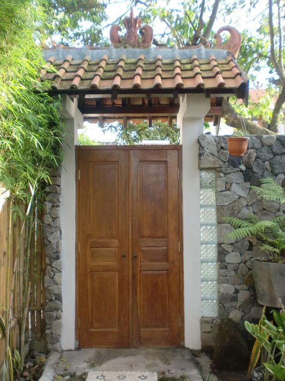 Villa Bougenville Yogyakarta Dış mekan fotoğraf