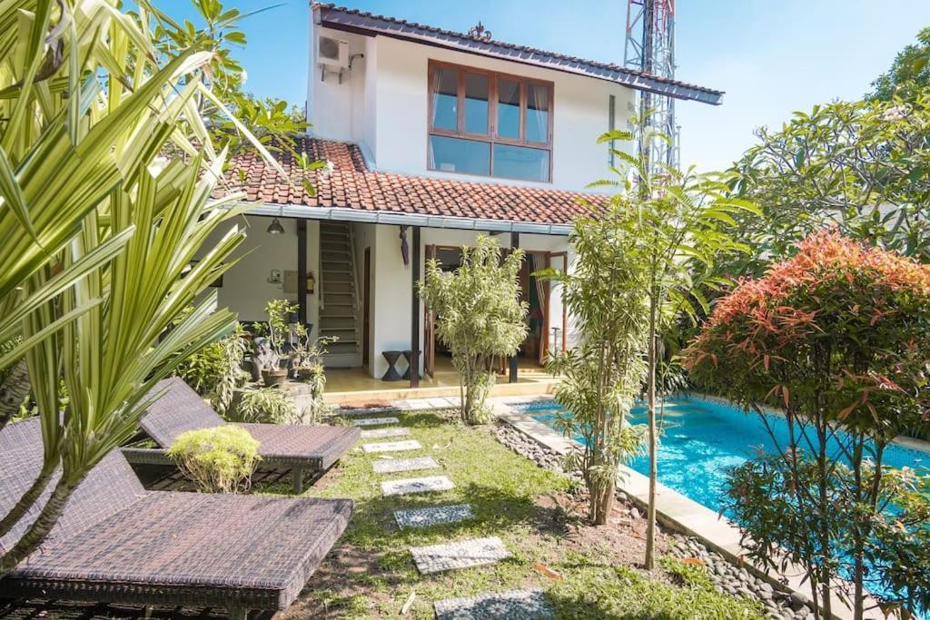 Villa Bougenville Yogyakarta Dış mekan fotoğraf